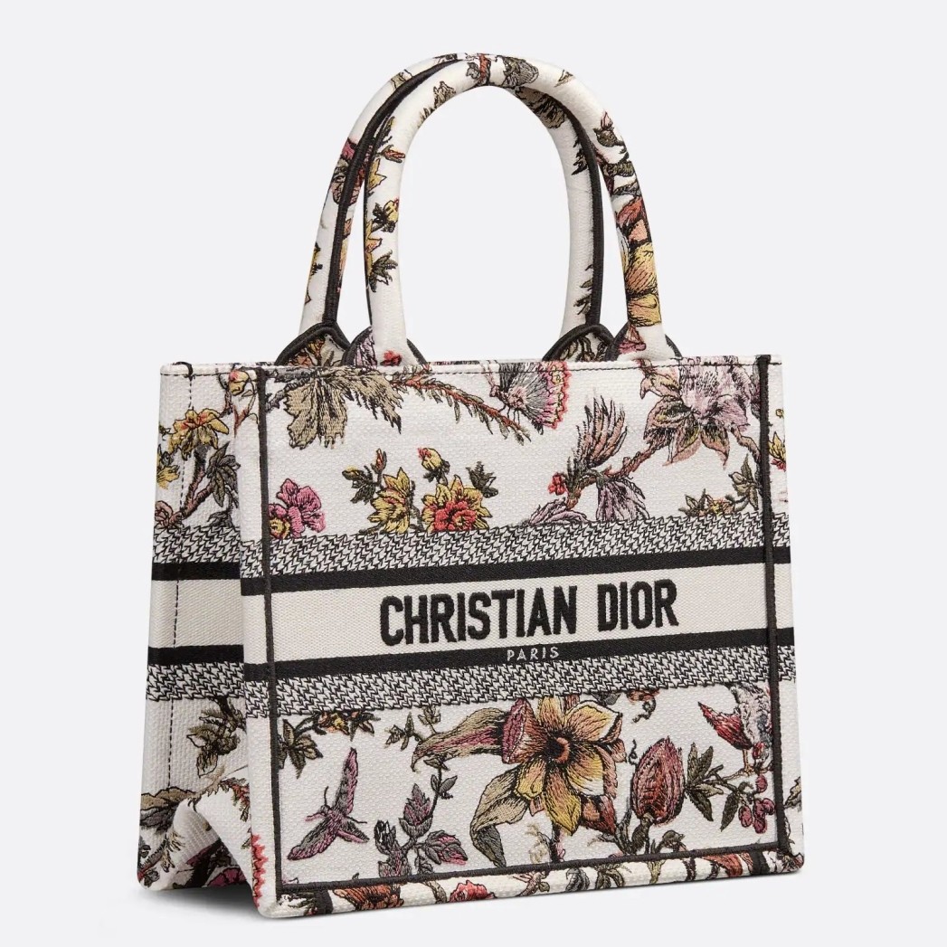 Christian Dior Book Tote - Asia Limited Edition - Jardin Boutanique  Embroidered